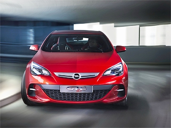 Opel Astra GTC Paris. Фото Opel
