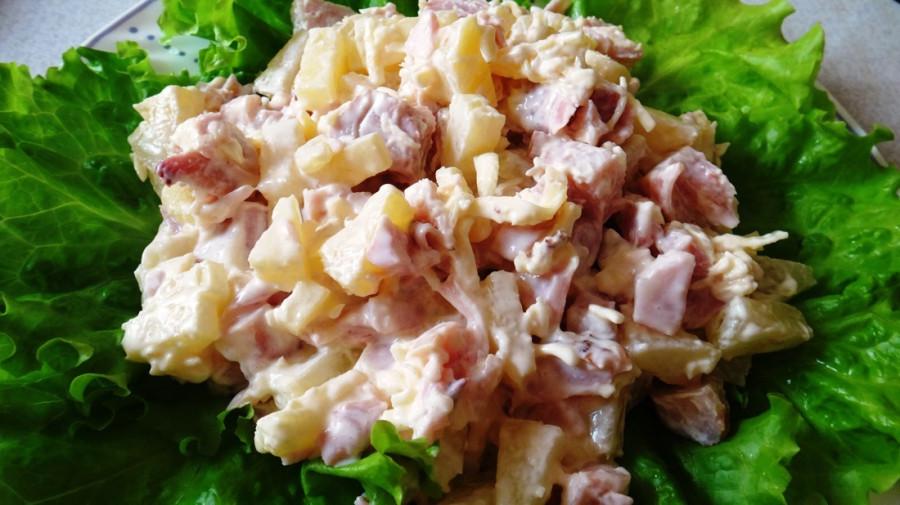 Салат из копчёной курицы с ананасами рецепт с Салат из копчёной курицы с ананасами рецепт с