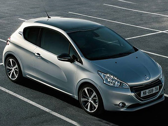   Peugeot 208. 