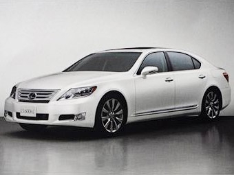 Lexus LS600hL. Фото с сайта minkara.carview.co.jp