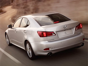 Текущее поколение Lexus IS. Фото Lexus