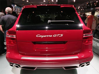 Porsche Cayenne GTS. Фото Lenta.Ru