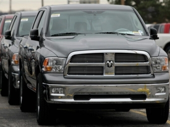 Автомобили Dodge, выпускаемые концерном Chrysler. Фото (с)AFP