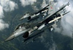 ВВС Турции нанесли удар по убежищам курдов на севере Ирака