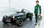 Caterham Seven 250 R и Камуи Кобаяси. Фото Caterham