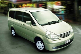 Nissan Serena. Фото с сайта alibaba.com