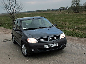 Renault Logan 1.6. Фото Ленты.ру