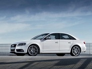 Audi A4 - один из самых доступных вариантов в классе. За 1,184 миллиона рублей можно приобрести седан со 120-сильным моторм 1.8, вариатором и с неплохим оснащением, включающим в себя двухзонный "климат" и другие приятные опции. За полноприводную версию с 3.2 V6 и "автоматом" дилеры попросят 1,883 миллиона рублей.
