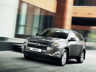 Toyota RAV4. Фото Toyota