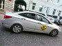 Hyundai Solaris, оснащенный мобильной системой фиксации нарушений "Паркон". Фото Антона Уханова, Мотор.ру