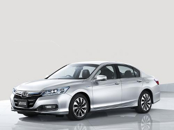 Honda Accord Hybrid. Изображения Honda