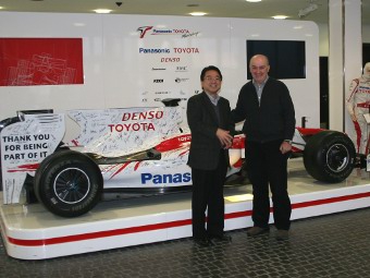 Зоран Стефанович на базе Toyota Motorsport в Кельне. Фото Stefan GP