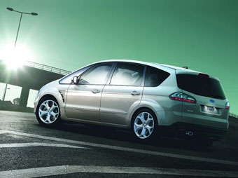 Ford S-Max. Фото Ford