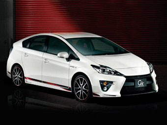 Toyota Prius G's. Фото Toyota