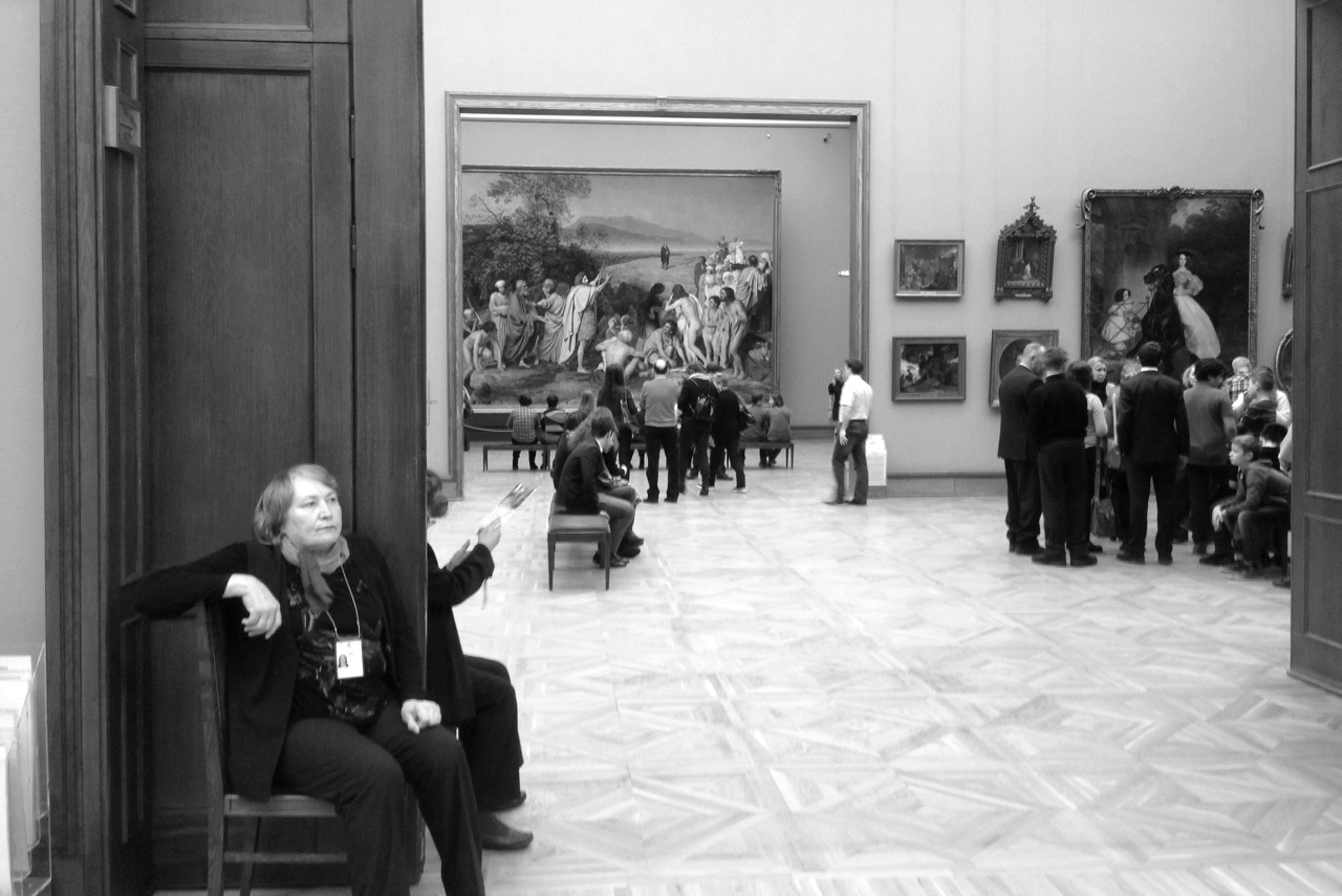 Так выглядит полу­пустой зал в Третья­ковской галерее: расслабленно, спокойно и неспешно