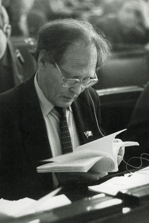 Депутат Верховного Совета РСФСР, председатель комитета по правам человека, 1990–1991 годы