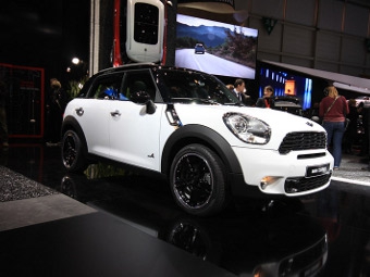 MINI Countryman. Фото Ленты.Ру
