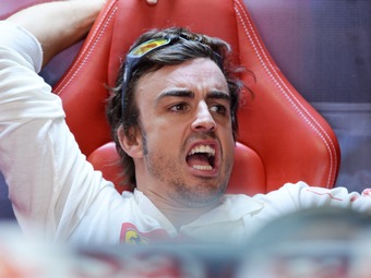 Алонсо раскритиковал Ferrari и потребовал уволить Массу