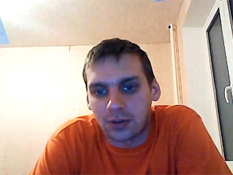 Станислав Сутягин, пострадавший в "живом щите" на МКАД. Скриншот видеоролика, размещенного на YouTube
