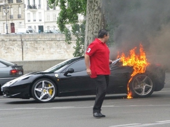 Ferrari 458 Italia. Фото с сайта jalopnik.com