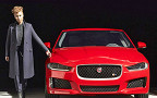 Jaguar XE и Эмели Санде. Фото Jaguar