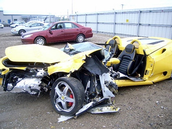 Фото с сайта wreckedexotics.com