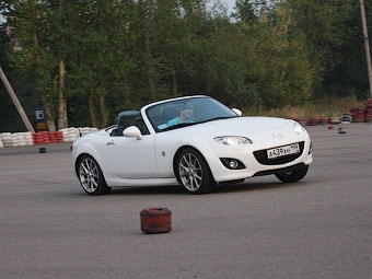 Mazda MX-5. Фото Ленты.Ру и Mazda