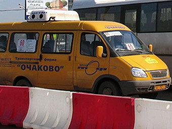 Маршрутное такси. Фото Ленты.Ру