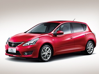 Фото Nissan