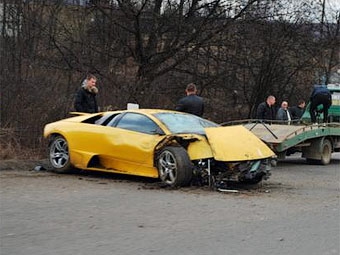Разбитый на Украине Lamborghini Murcielago. Фото с сайта obozrevatel.com