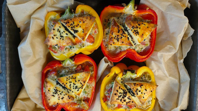 Фото шага рецепта Фаршированные перцы с корнишонами и домашним сыром 174278 шаг 12