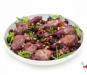Фотография рецепта Куриные голени с вишней и кедровыми орешками