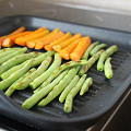 Фотография рецепта Теплый салат с курицей и овощами на гриле автор Евгений Трунов