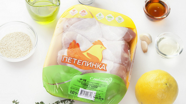 Фото шага рецепта Курица с соусом из йогурта, кунжутных семечек, лимона и чеснока 30677 шаг 1