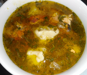 Фотография рецепта Суп с клецками и куриными рулетиками