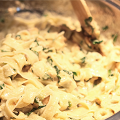 Фотография рецепта Паста с семгой и шпинатом в сливках автор Look&Cook