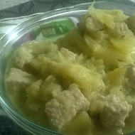 Свинина, тушеная с яблоками