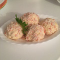 Фотография рецепта Крабово-сырный салат шариками автор Олеся Кудесница леса