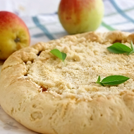 Яблочная галета с крошкой
