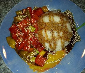 Фотография рецепта Постный рис с овощами под соусом терияки