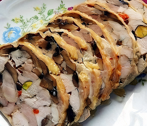Фотография рецепта Рулет куриный с грибами