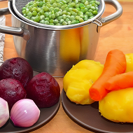 Винегрет с зеленым горошком