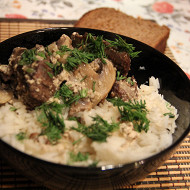 Медвежатина с грибами