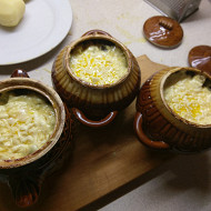 Горшочки по-домашнему с курицей