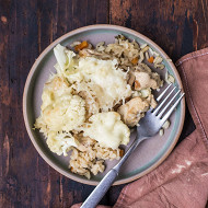 Рисовая запеканка с курицей и цветной капустой