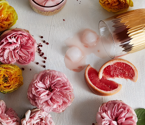 Фотография рецепта Розовый коктейль (Rose-infused)