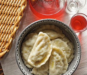 Фотография рецепта Вареники с картофелем, шампиньонами и вешенками