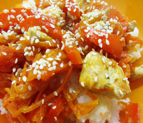Фотография рецепта Рис с овощами и курицей в соевом соусе