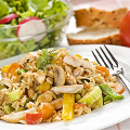 Фотография рецепта Салат из курицы с шампиньонами и болгарским перцем автор елена клименко