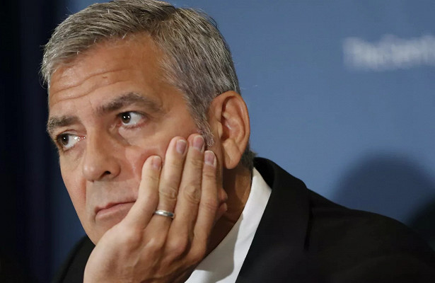 Джордж Клуни попал в больницу